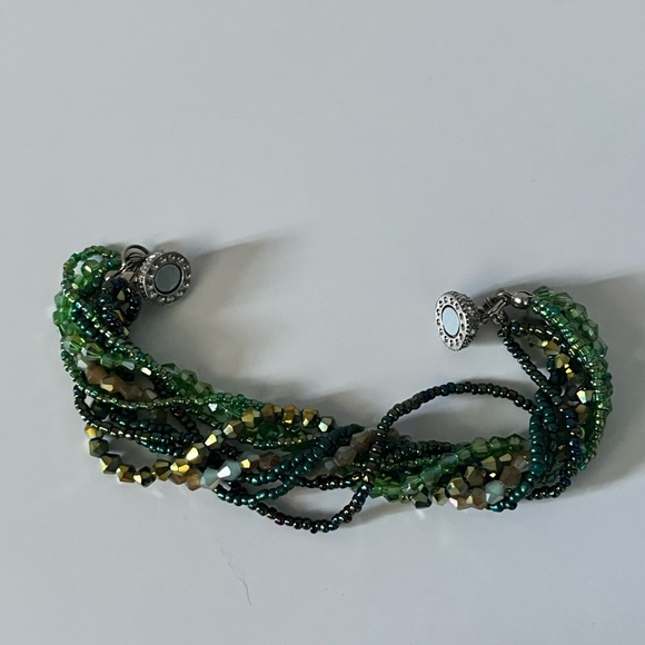 Green beaded bracelet - Picture 8 of 8